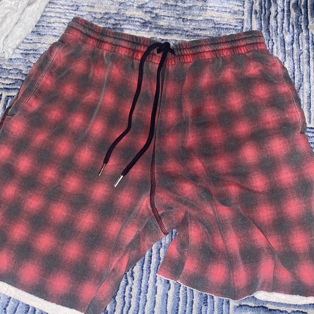 Don't wear it anymore, barley used, size medium, red